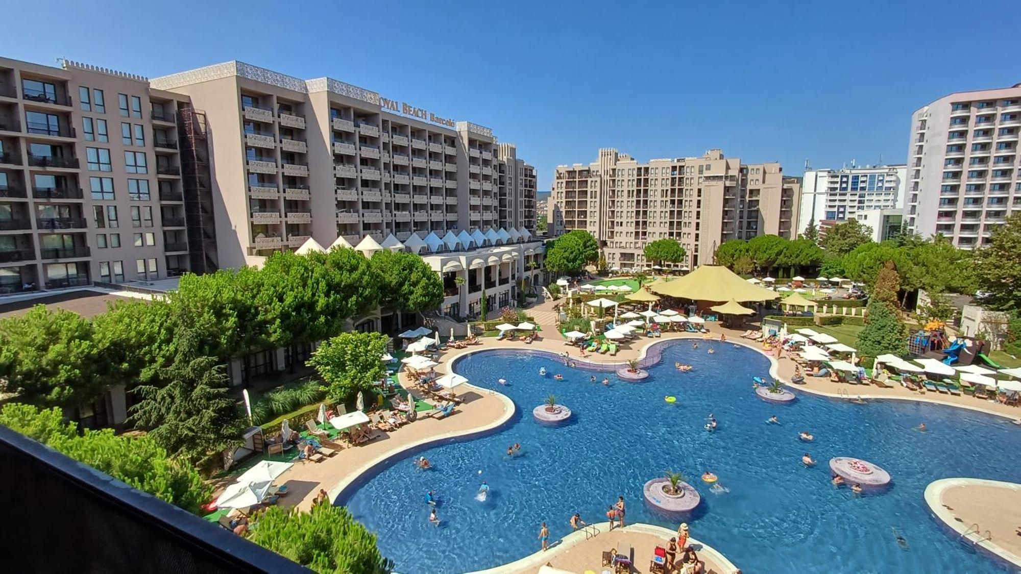 Royal Beach Private Apartments Sunny Beach Exterior photo